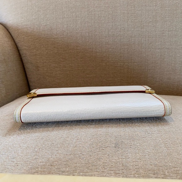 Louis Vuitton Suhali Porte Tresor Wallet - Picture 4 of 16